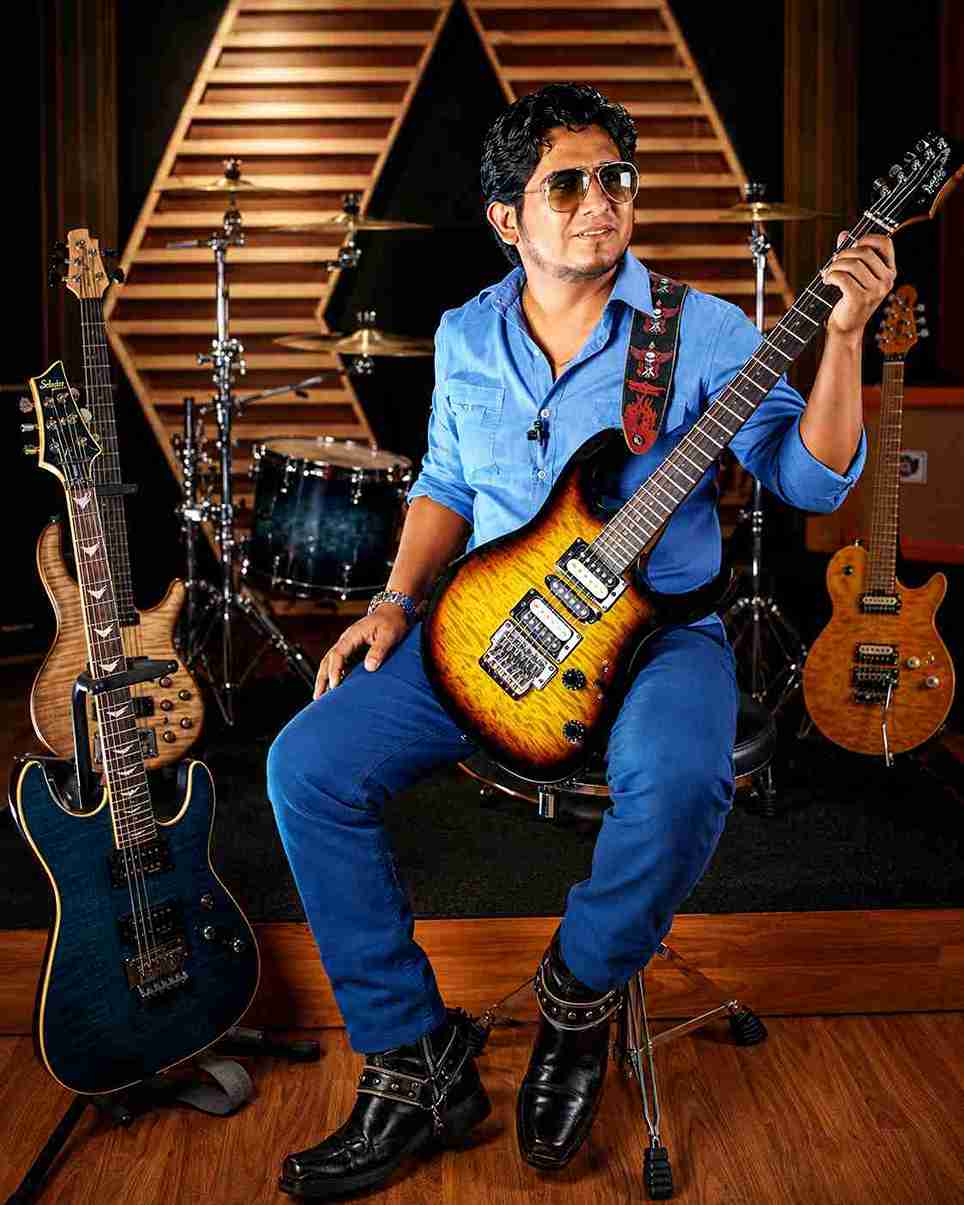 Val Staccato Peruvian instrumental rock guitarist available for booking press licensing and collaborations in Lima Peru